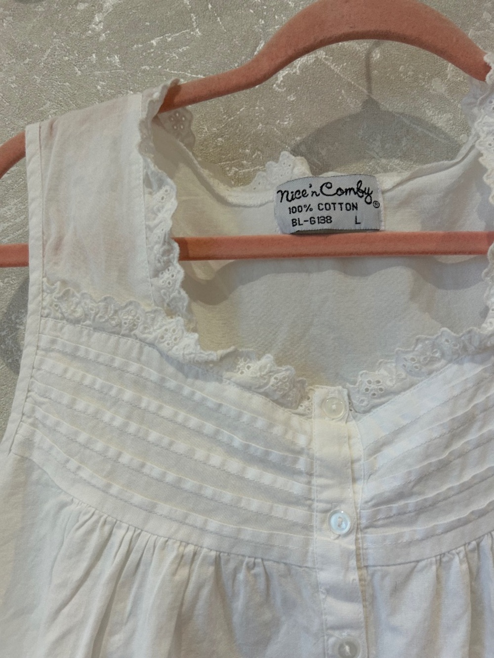 Nice ‘n Comfy Vintage White 100% Cotton Nightgown Eyelet Lace Pleated Dress Larg